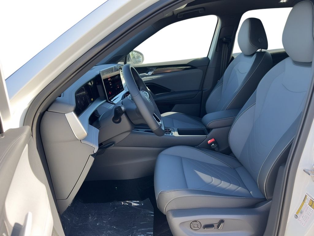 2026 Volkswagen Tiguan SE R-LINE BLACK - Photo 6