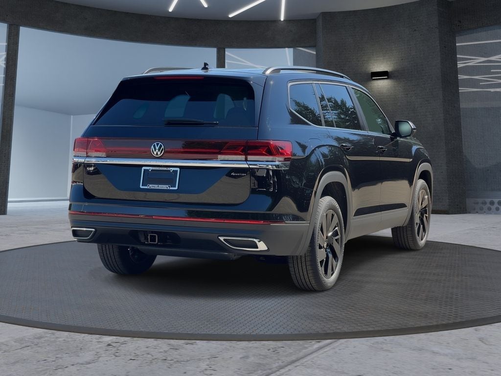 New 2026 Volkswagen Atlas SE w/Technology SUV
