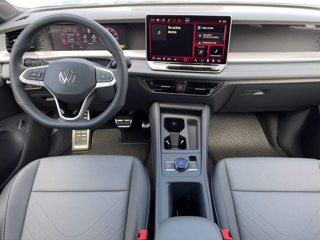 New 2026 Volkswagen Tiguan SE R-Line Black SUV