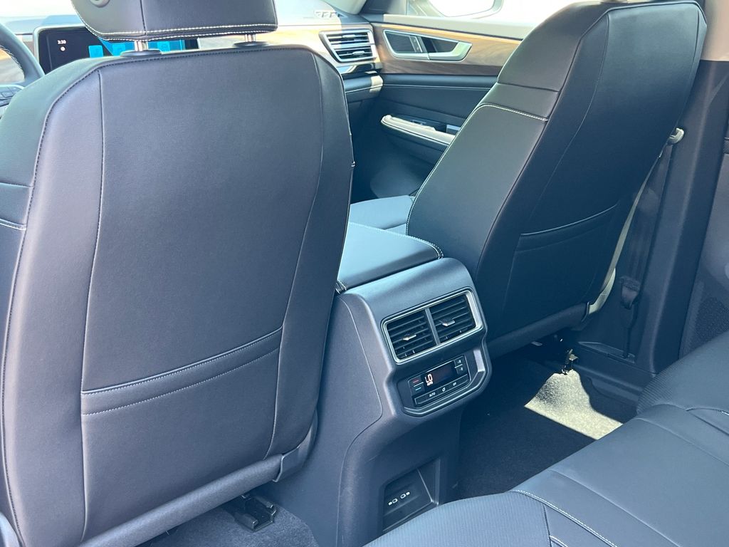 2026 Volkswagen Atlas SE - Photo 34