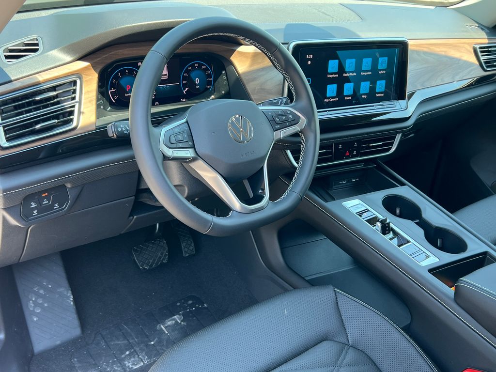 2026 Volkswagen Atlas SE - Photo 18