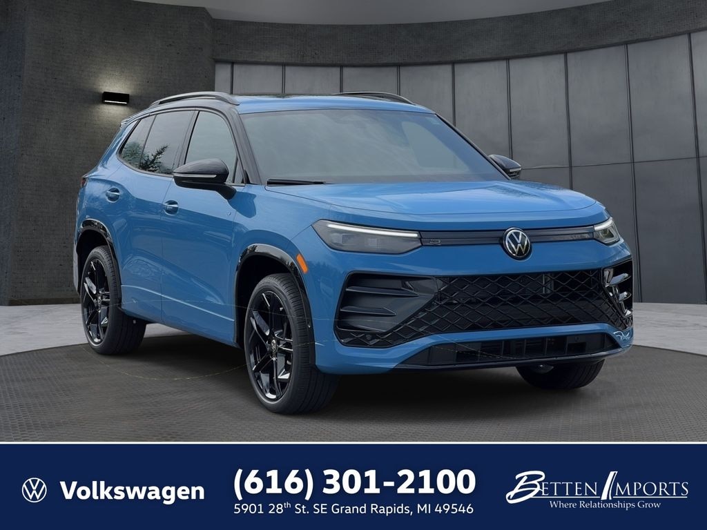 New 2026 Volkswagen Tiguan SE R-Line Black SUV