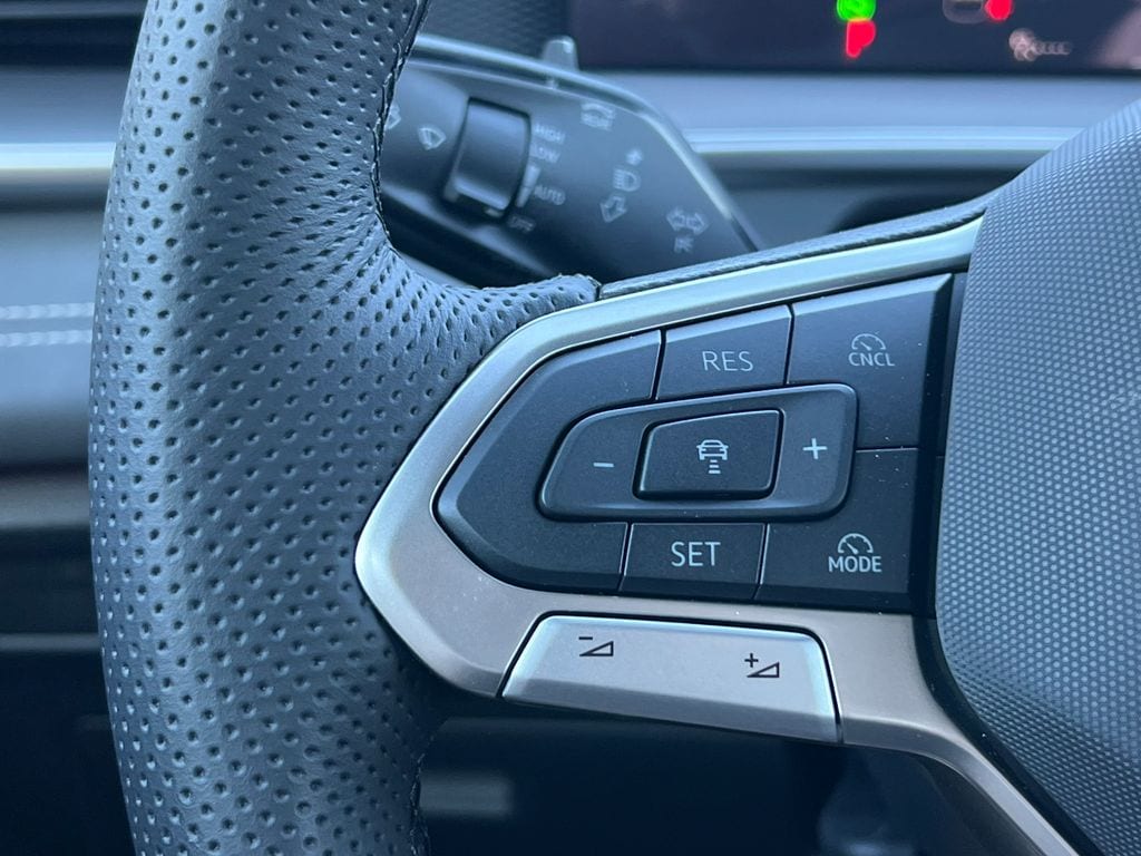 2026 Volkswagen Tiguan SE R-LINE BLACK - Photo 20