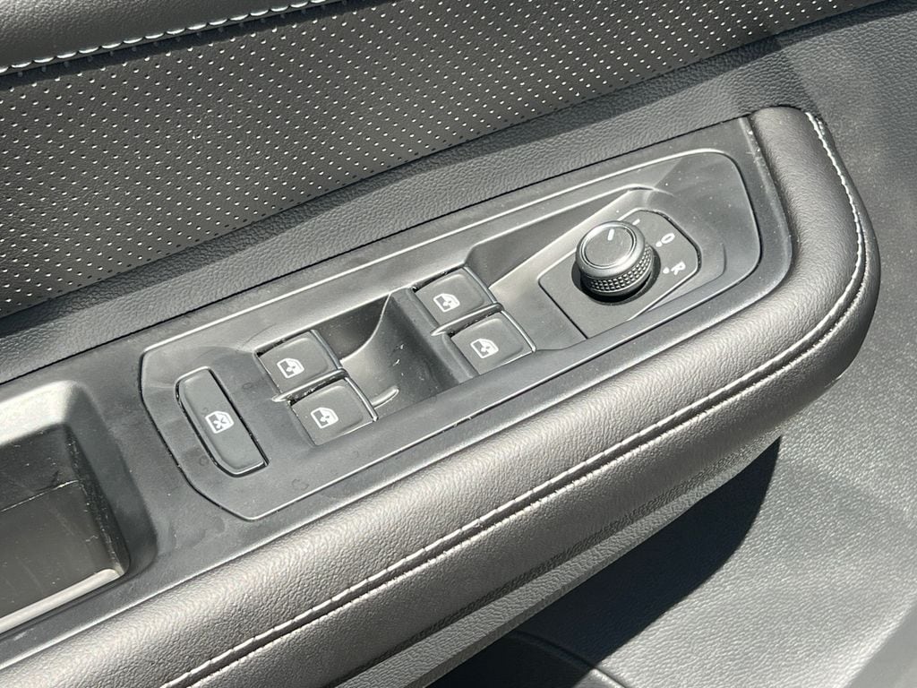 2026 Volkswagen Atlas SE - Photo 17