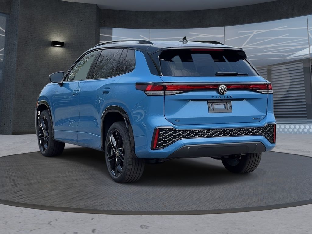 New 2026 Volkswagen Tiguan SE R-Line Black SUV