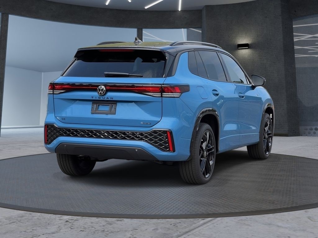 New 2026 Volkswagen Tiguan SE R-Line Black SUV