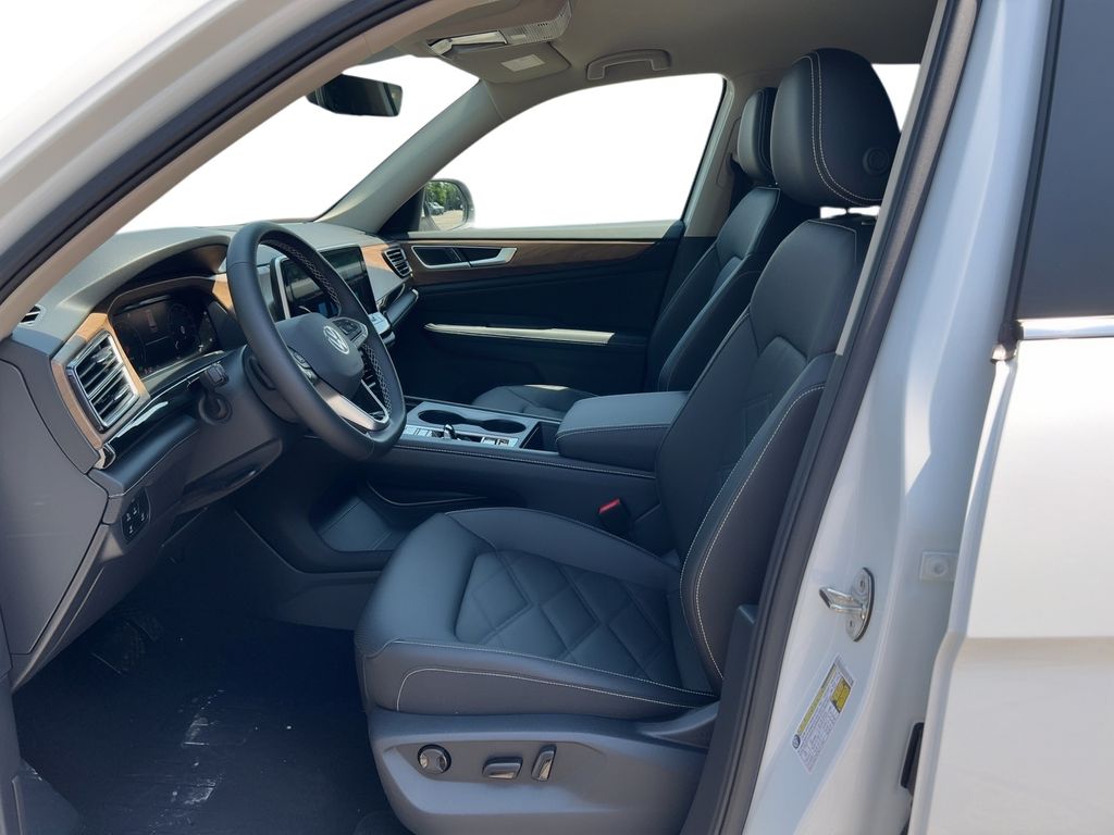 2026 Volkswagen Atlas SE - Photo 6