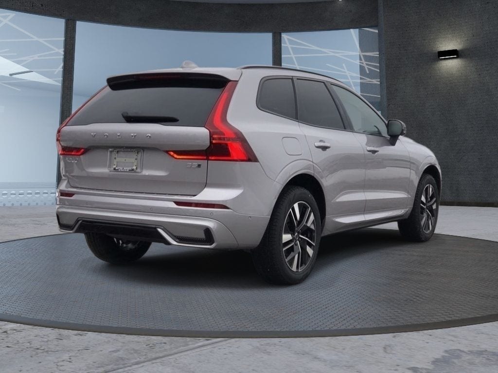 New 2026 Volvo XC60 B5 Plus SUV