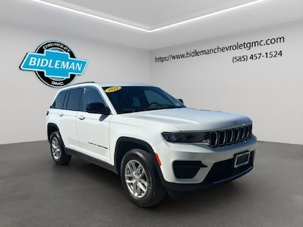 2023 Jeep Grand Cherokee Laredo SUV