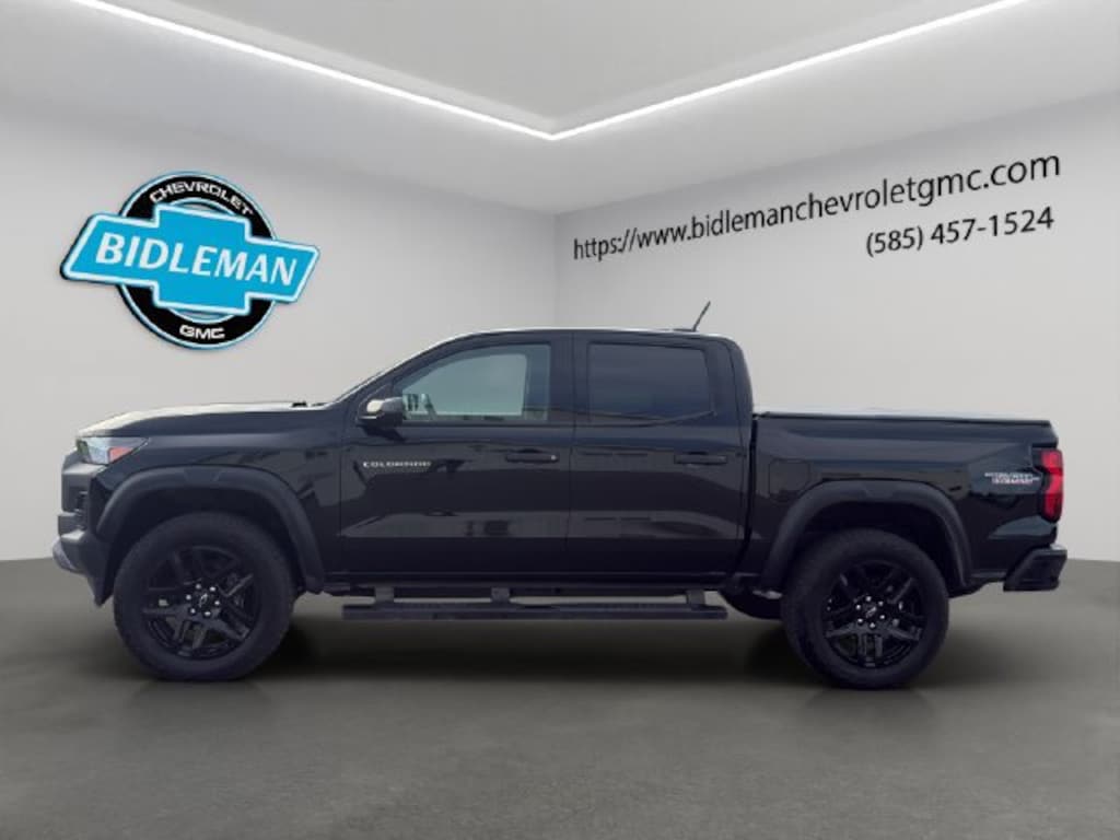 Used 2025 Chevrolet Colorado Trail Boss Truck Crew Cab