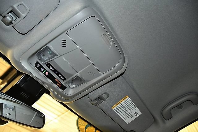 2023 Chevrolet Equinox LT - Photo 28