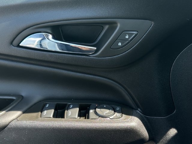 2023 Chevrolet Equinox LT - Photo 15
