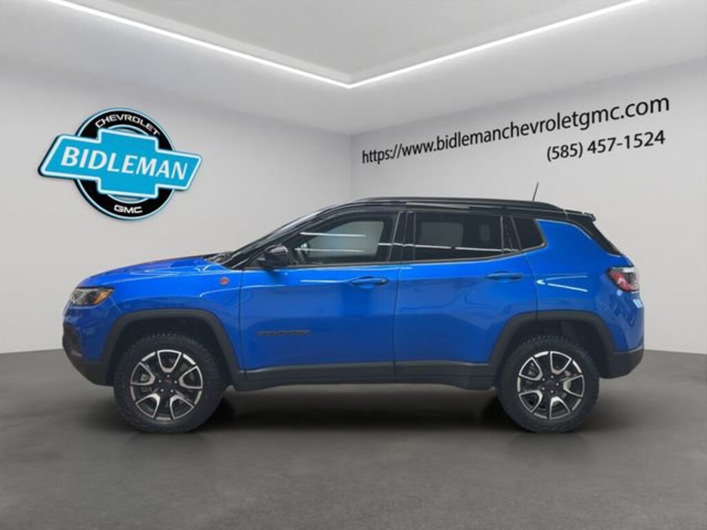 Used 2026 Jeep Compass Trailhawk SUV