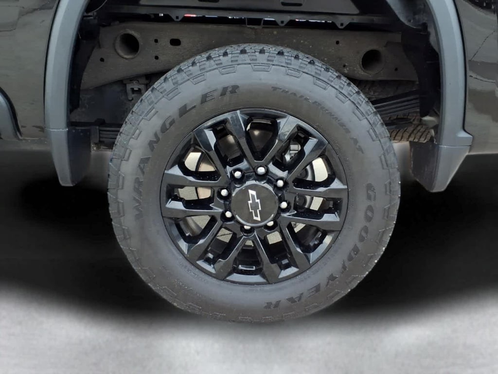 Used 2025 Chevrolet Silverado 2500 HD Custom Truck Crew Cab