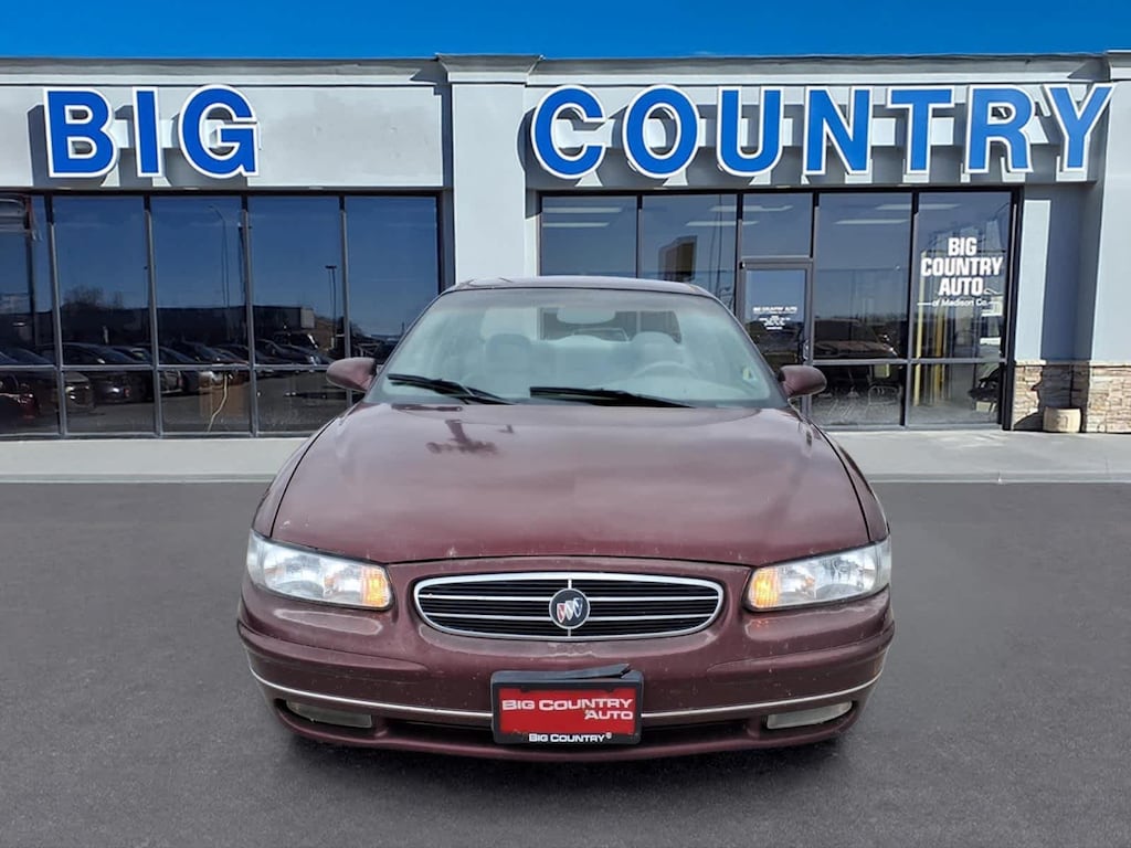 Used 2000 Buick Regal Sedan