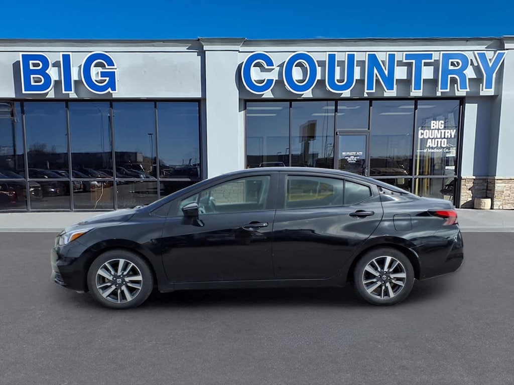 Used 2021 Nissan Versa 1.6 SV Sedan