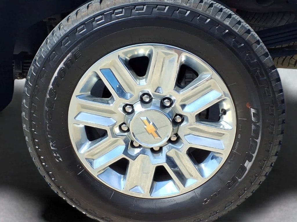 Used 2024 Chevrolet Silverado 2500 HD High Country Truck Crew Cab