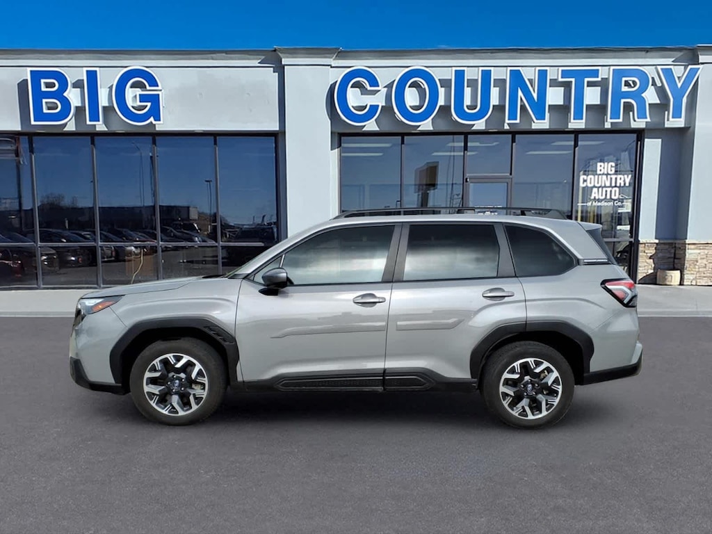 Used 2025 Subaru Forester Premium SUV