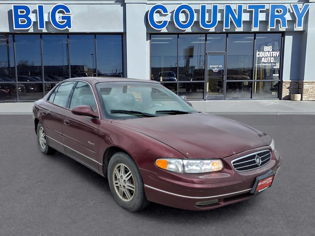 Used 2000 Buick Regal Sedan