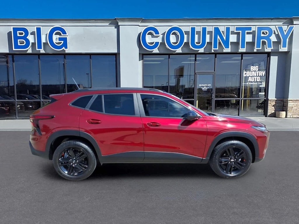 Used 2024 Chevrolet Trax ACTIV SUV