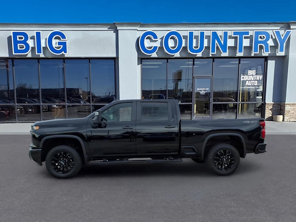 Used 2025 Chevrolet Silverado 2500 HD Custom Truck Crew Cab