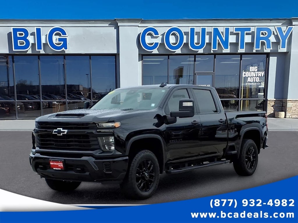 Used 2025 Chevrolet Silverado 2500 HD Custom Truck Crew Cab