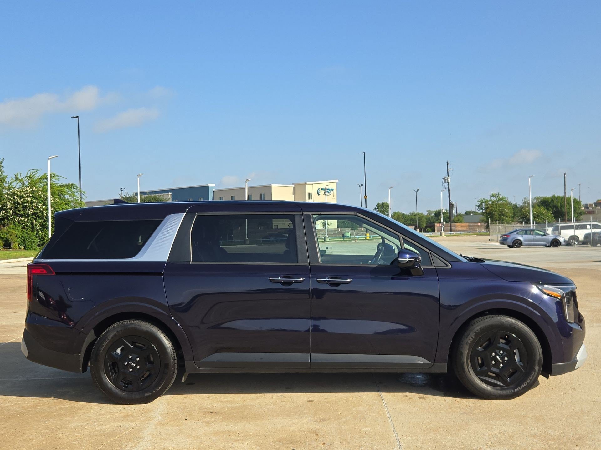 Certified 2025 Kia Carnival LXS Van Passenger Van