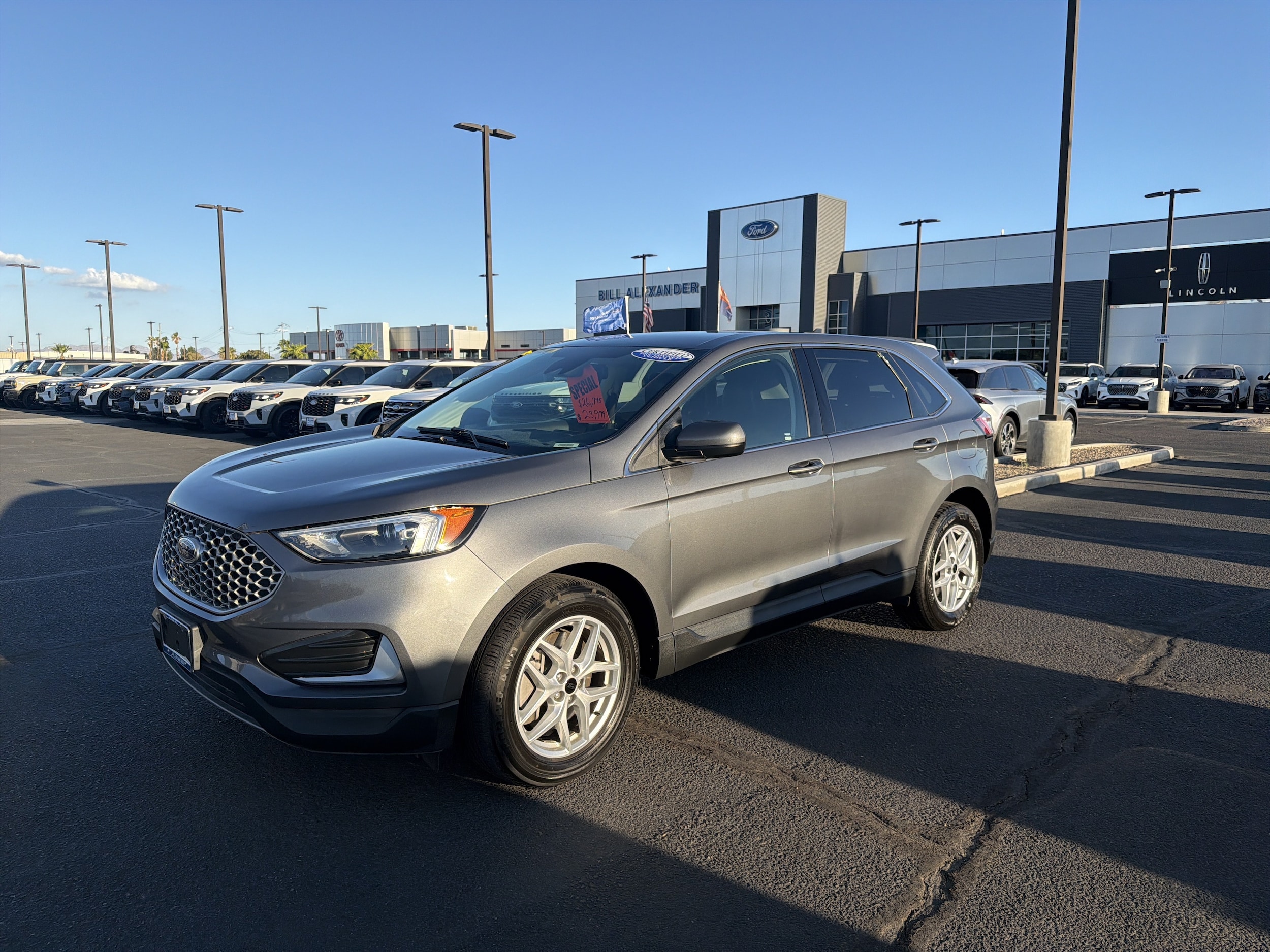 2023 Ford Edge