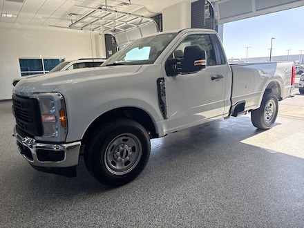 2025 Ford Super Duty F-350 SRW XL XL 2WD Reg Cab 8 Box