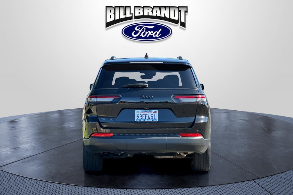 Used 2023 Jeep Grand Cherokee L Altitude SUV
