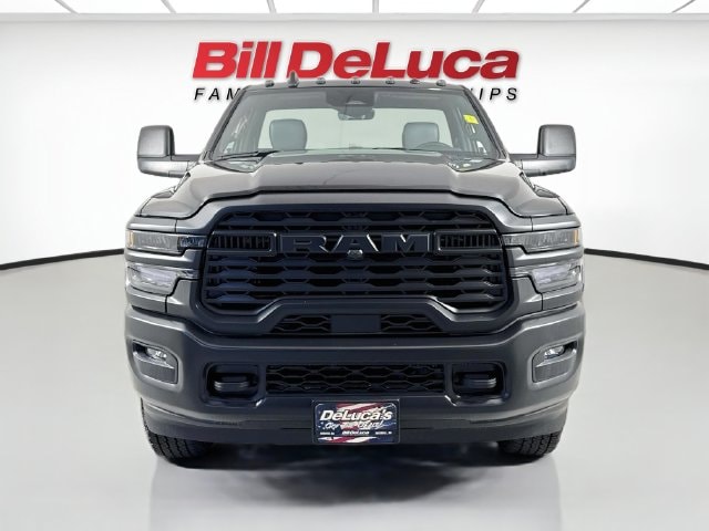 2025 RAM 3500 Chassis Tradesman - Photo 2