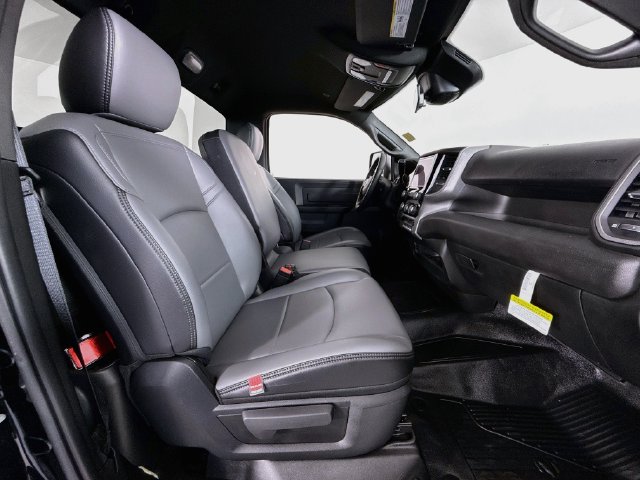 2025 RAM 3500 Chassis Tradesman - Photo 23