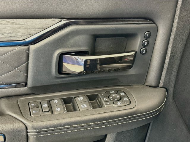 2026 RAM 3500 Limited - Photo 18