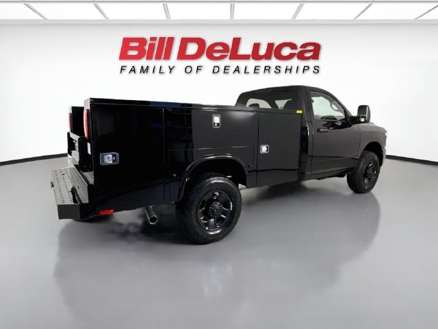 2025 RAM 3500 Chassis Tradesman - Photo 5