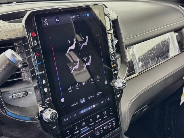 2026 RAM 3500 Limited - Photo 16