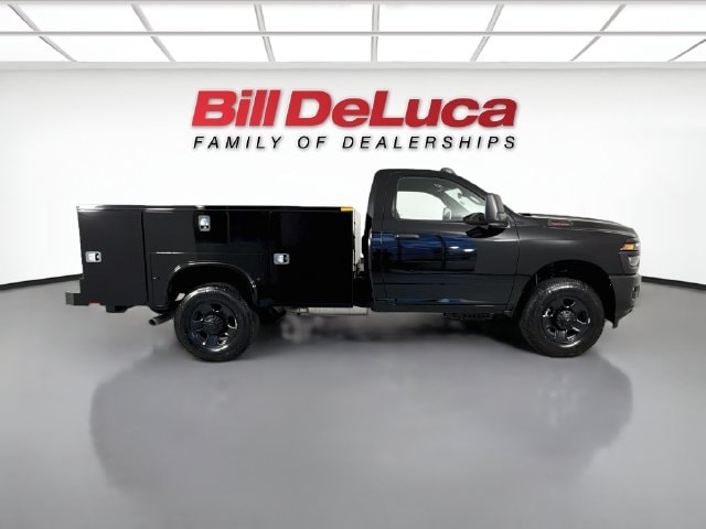 2025 RAM 3500 Chassis Tradesman - Photo 4