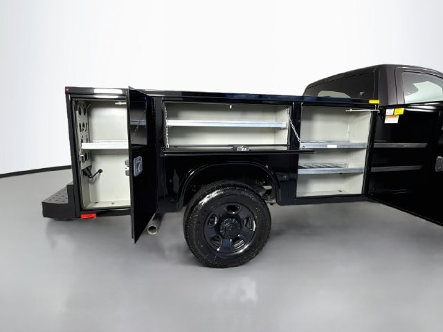 2025 RAM 3500 Chassis Tradesman - Photo 22