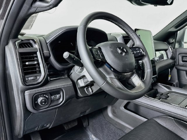 2026 RAM 3500 Limited - Photo 9
