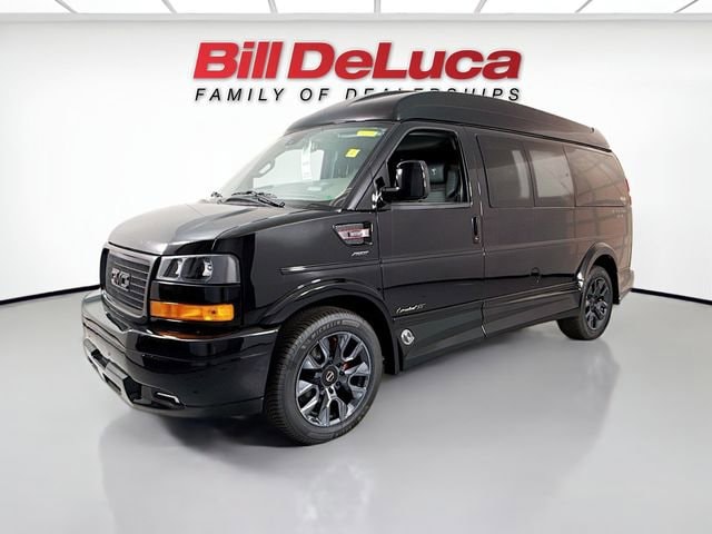 2025 GMC Savana Cargo