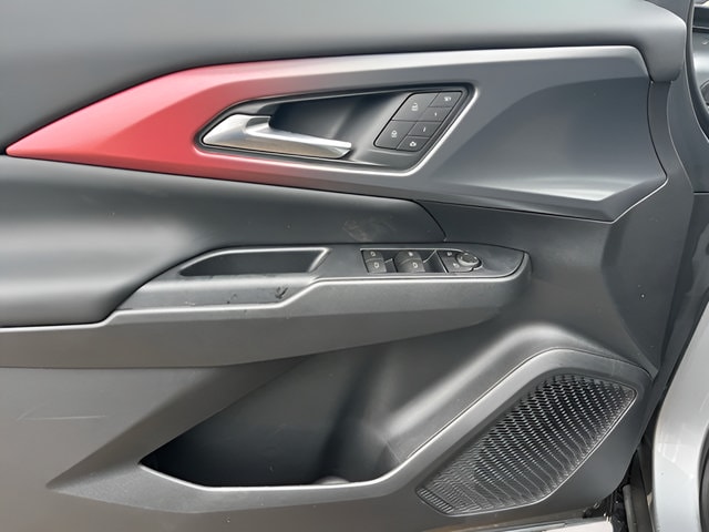 2026 Chevrolet Equinox EV RS - Photo 14