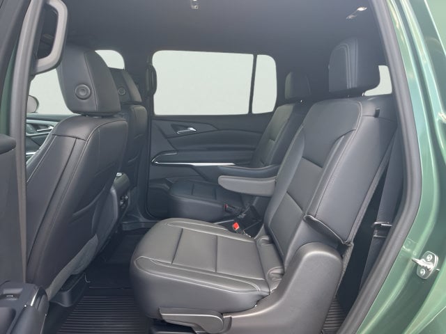 2027 Chevrolet Traverse LT - Photo 30