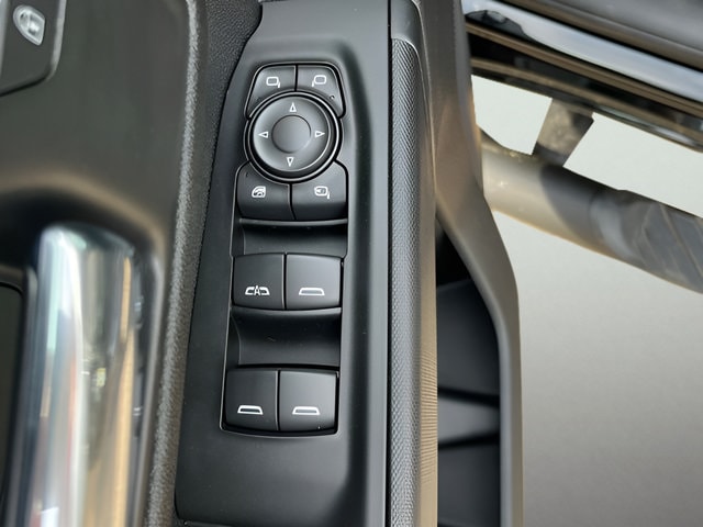 2026 Chevrolet Silverado 2500 HD Custom - Photo 13