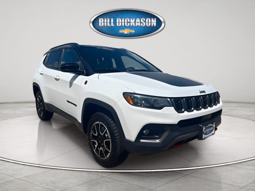 Used 2024 Jeep Compass Trailhawk