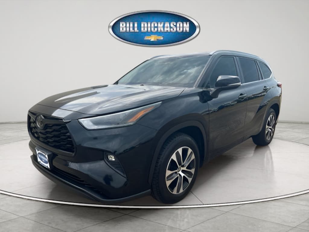 Used 2021 Toyota Highlander XLE