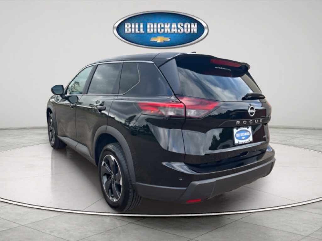 Used 2025 Nissan Rogue SV