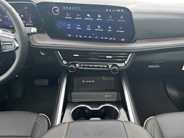 2026 Chevrolet Suburban Premier - Photo 25