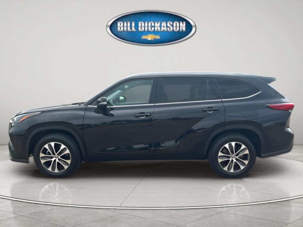 Used 2021 Toyota Highlander XLE