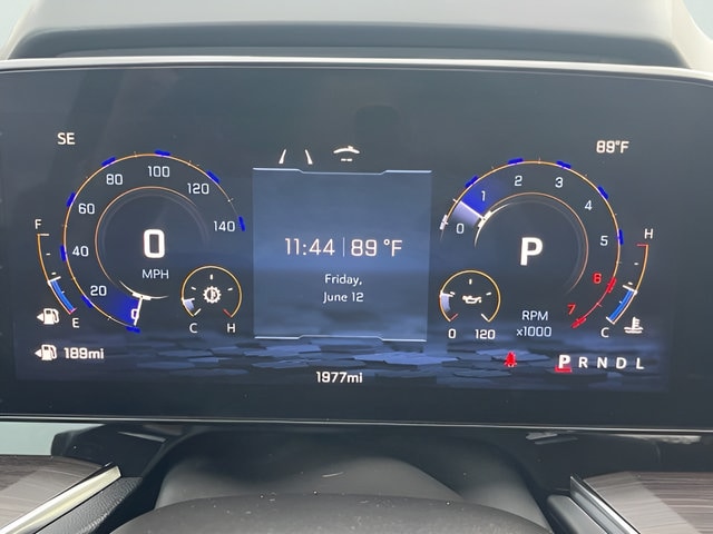 2026 Chevrolet Suburban Premier - Photo 21
