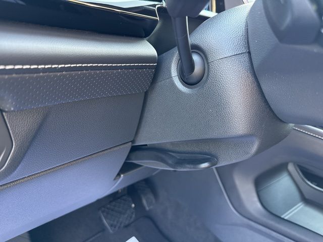 2024 Volkswagen Atlas Cross Sport SE w/Tech - Photo 17
