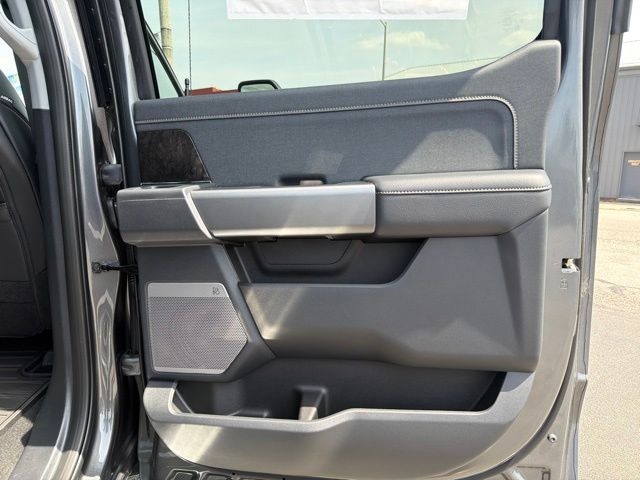 2026 Ford F-350 Super Duty Lariat - Photo 35